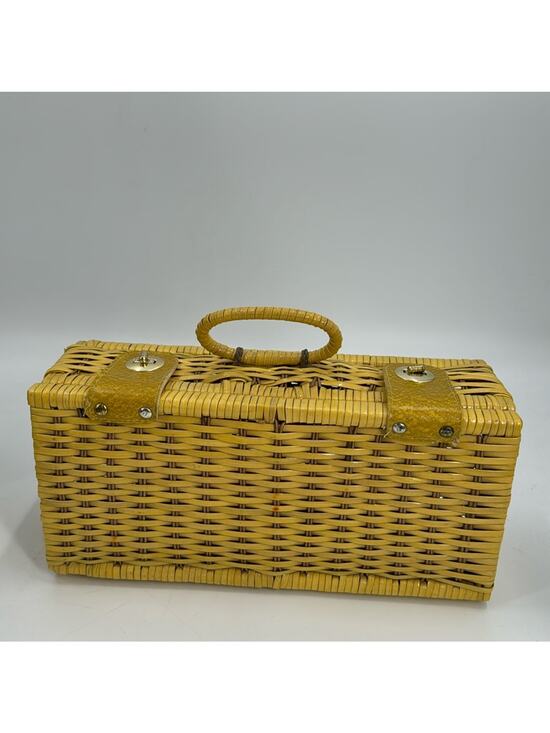 Vintage Handbags - Vintage Yellow Wicker picnic basket handbag
